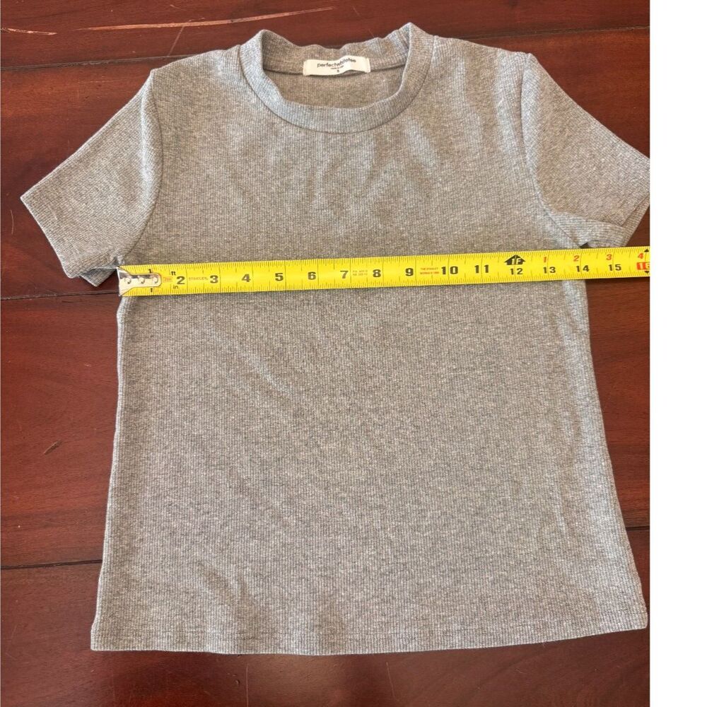 perfectwhitetee Katz Short Sleeve Ribbed Baby Tee T-Shirt Heather Grey Size S